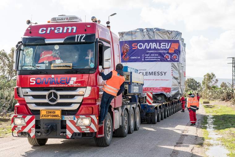 SOMALEV convoy departing with project cargo
